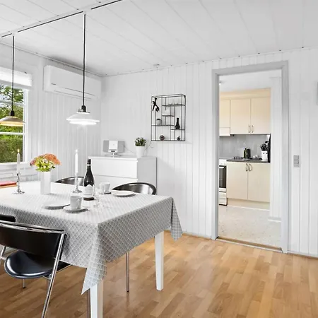 Haralda - 300m From The Sea By Interhome 펜션