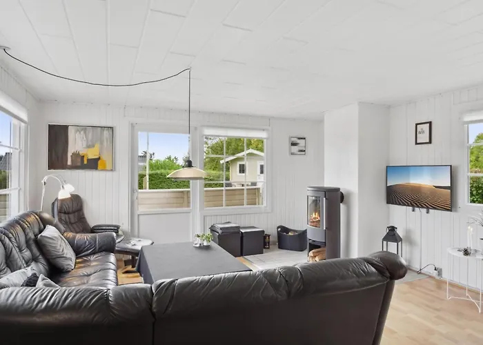 Haralda - 300m From The Sea By Interhome *