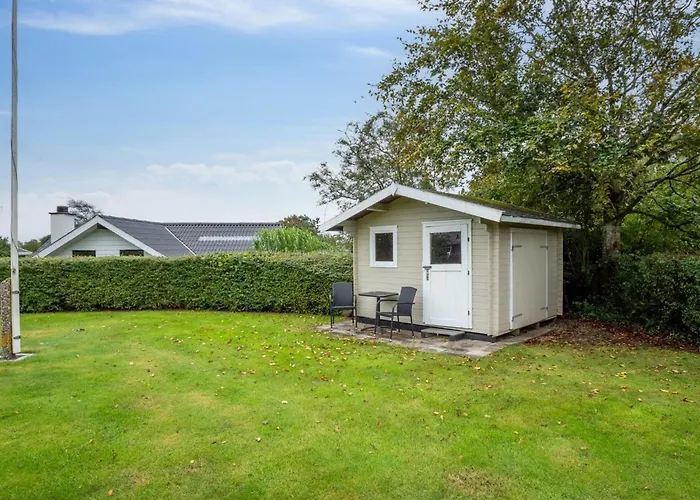 Haralda - 300m From The Sea By Interhome