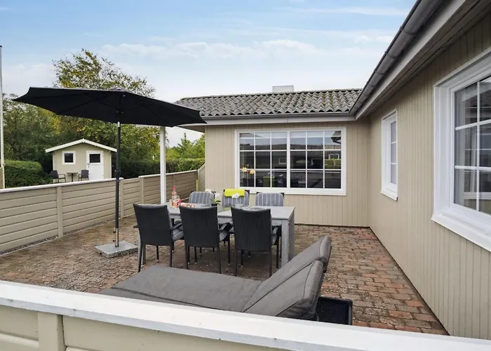 Holiday home Haralda - 300m From The Sea By Interhome *